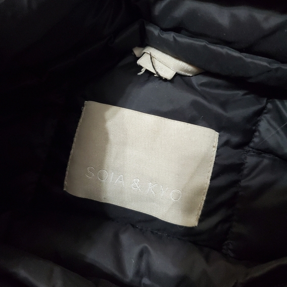 Soia & Kyo Men's Black Long Sleeves Puffer Jacket. Down & Feathers. Size M. - Picture 5 of 10